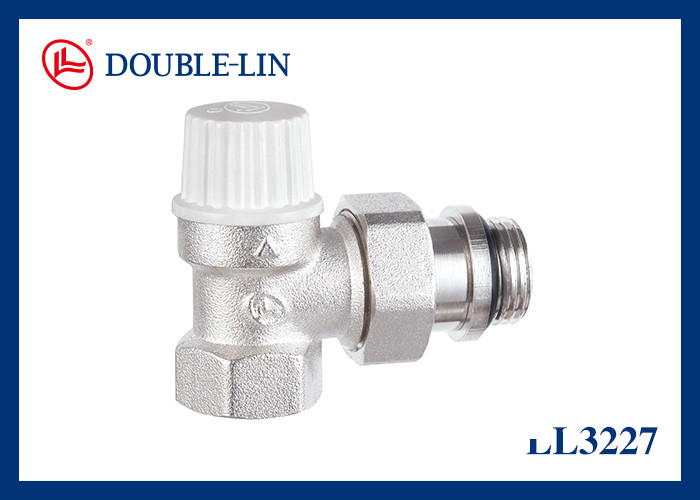 Manual Radiator Valve Angle Type 145psi 32°F đến 248°F áp suất làm việc BS2779 Thread